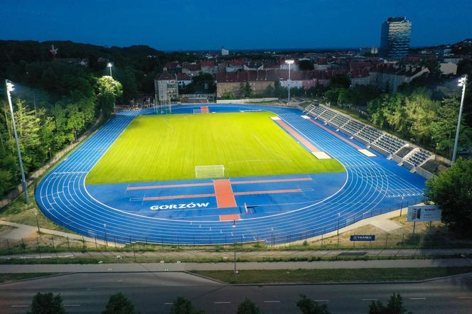 Stadion w Gorzowie otwarty dla mieszkańców. Każdy może poczuć się jak zawodowy sportowiec