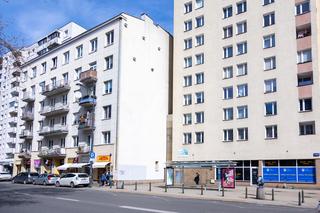 To najwęższy dom na świecie - zdjęcia. Dom Kereta stoi w Warszawie, ma jedynie 152 cm szerokości