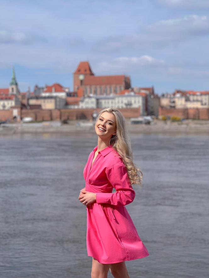 Agata z Torunia w finale Miss Polski 2023. Od pięknej torunianki nie sposób oderwać wzroku