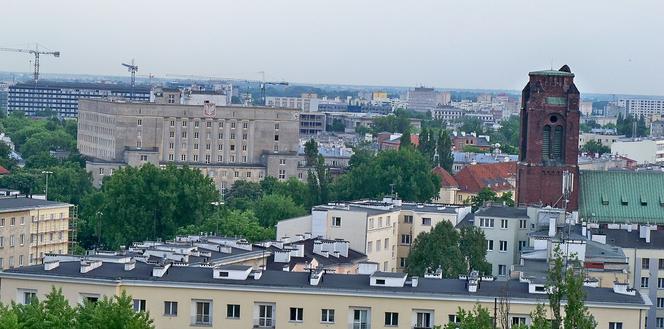Wilanów bogaty, a Praga... patologiczna! Poznajcie stereotypy o dzielnicach Warszawy [GALERIA]