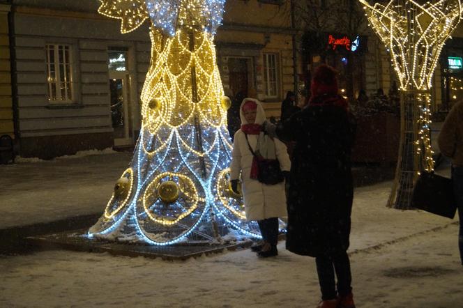 Magia świąt opanowała miasto! Byliśmy na Bydgoskim Jarmarku Świątecznym 