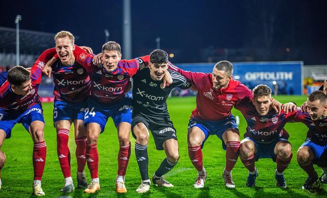 Raków Częstochowa kontra Lech Poznań 4:0. Tak bawili się kibice