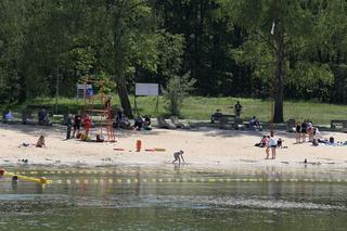 Kąpieliska miejskie w Łodzi otworzyły się po zimowej przerwie. Na plażowiczów czeka wiele atrakcji