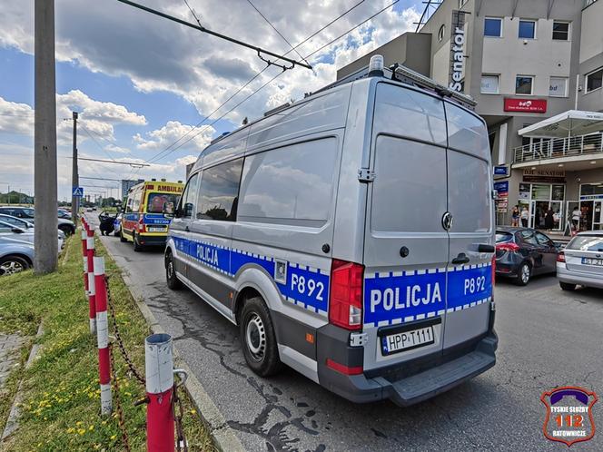 Tychy: 76-letni kierowca BMW potrącił kobietę na pasach. Trafiła do szpitala