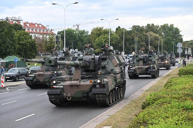 Zamknęli cztery mosty i kilkadziesiąt ulic. Próba generalna przed Świętem Wojska Polskiego