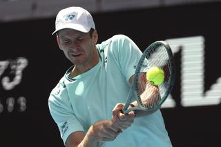 Hubert Hurkacz - Arthur Cazaux WYNIK meczu Relacja NA ŻYWO Polak w ćwierćfinale Australian Open!