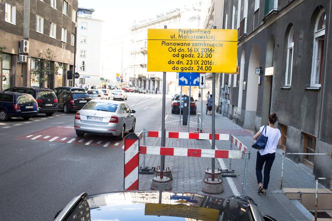 "Policjanci" leżą już na koszykowej