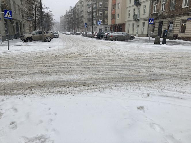 Atak zimy w stolicy. Sprawdź utrudnienia w Warszawie