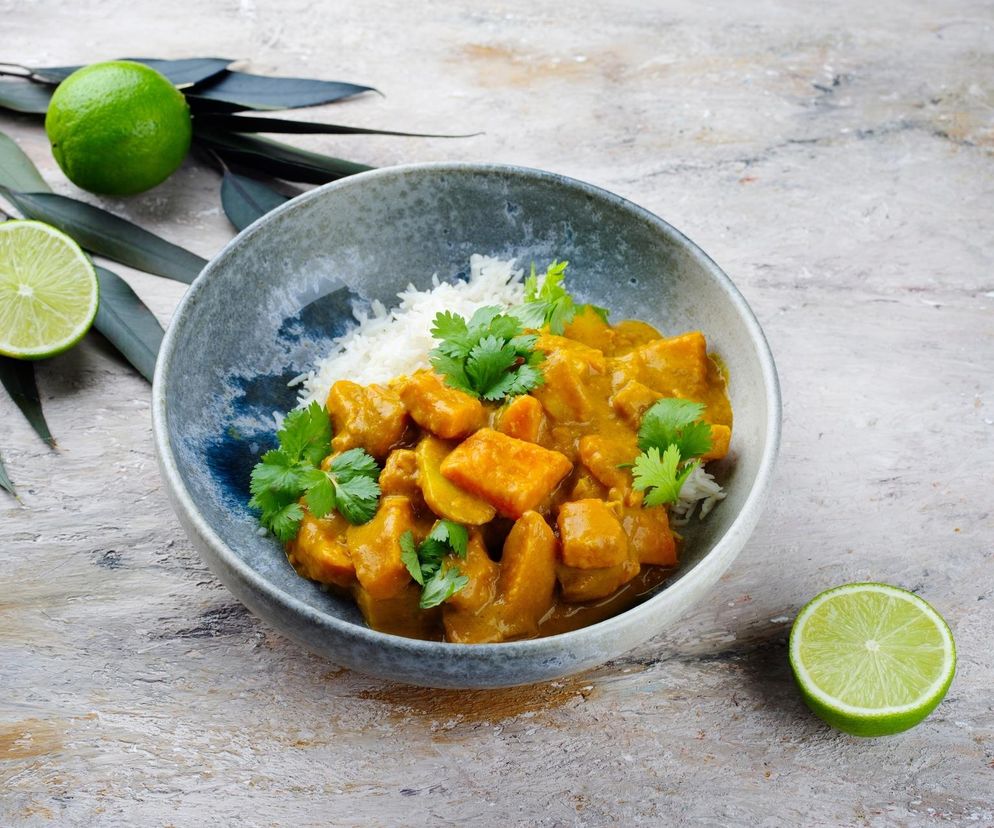 Tajskie jedzenie idealne na piątek. Curry z dynią zaskoczy bogactwem smaków