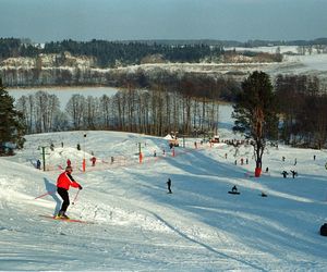 Ferie zimowe nie tylko w górach. Te kierunki także zachwycą zimowymi atrakcjami