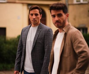 Pierwsza miłość streszczenia odcinków 4095-4099. Filip poznaje nazwisko dawcy szpiku dla Angeliki. Jest w szoku