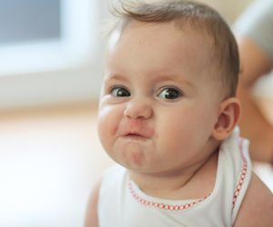 Cieszysz się, że do buntu dwulatka daleko? Eksperci mówią o… buncie niemowlaka