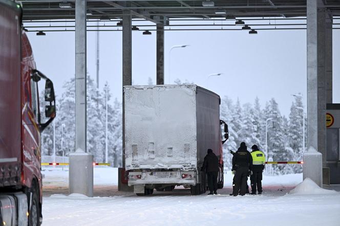 Kryzys imigracyjny na granicy fińsko-rosyjskiej