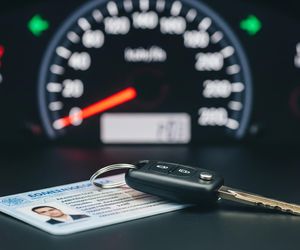 Ścigali się po mieście. Jeden z nich jechał 314 km/h. Jest decyzja