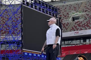 Roztańczony PGE Narodowy z VOX FM - trwają ostatnie przygotowania. Zobacz zdjęcia zza kulis