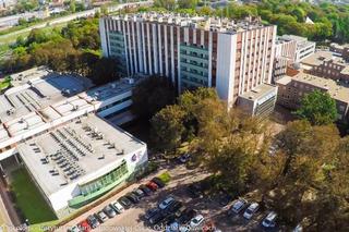 Gliwice: Pacjent szpitala wyskoczył z okna, zginął na miejscu. Załamał się diagnozą