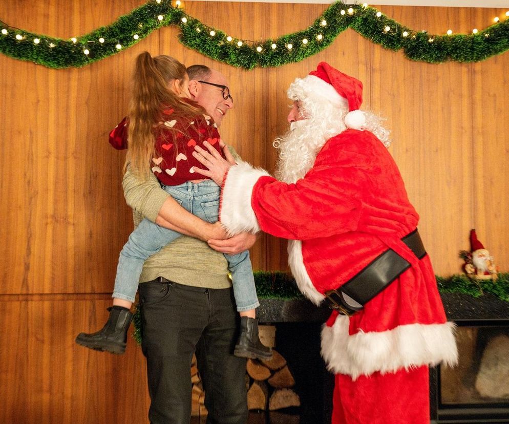 Barwy szczęścia, odcinek 3182. Wioletka (Sara Kudaj), Marek (Marcin Perchuć)