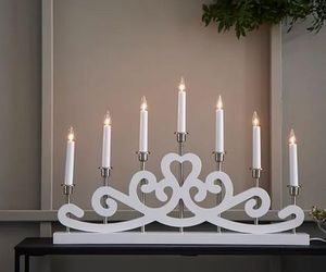 Świetlne dekoracje na Boże Narodzenie