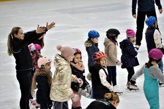 Chodź na łyżwy na bydgoskim Torbydzie [ZDJĘCIA]