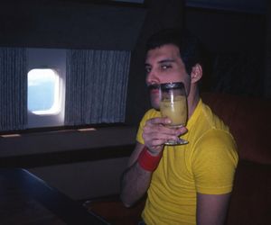 Daily Mail: biografka Freddiego Mercury’ego ujawniła, że lider zespołu Queen miał córkę