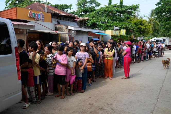 Potężne trzęsienie ziemi w Azji, ostrzeżenie przed tsunami. "Fale do trzech metrów"