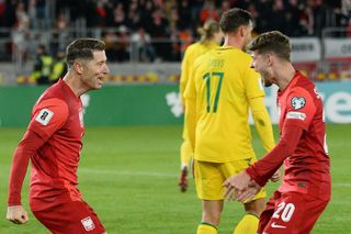 Oceny piłkarzy po meczu z Litwą. W Kownie rządził Sebastian Szymański, Lewandowski nie zawiódł 