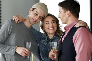 Barwy szczęścia odc. 2816. Tomasz Kępski (Jakub Sokołowski), Grażyna (Kinga Suchan), Wiktor (Grzegorz Kestranek) 