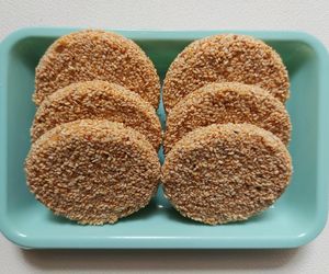 Ciasteczka, jakich jeszcze nie próbowaliście. Proste, pyszne i mocno sezamowe