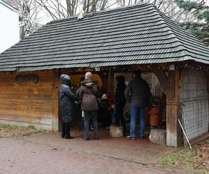 Żywa szopka bożonarodzeniowa stanęła przy parafii pw. Świętej Rodziny w Lublinie