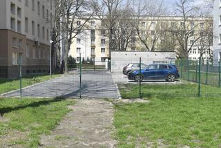 Wojna o parking na Pradze-Południe. ZGN wybudował parking za 170 tys.