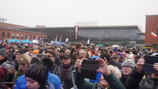 Łódzki Piknik Niepodległościowy. Mieszkańcy świętowali w Manufakturze [ZDJĘCIA]