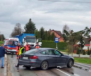 PILNE: Śmierć na drodze w Ambrożowie. Ciężarówka potrąciła mężczyznę