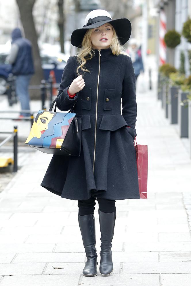 Izabella Miko zarobiła w Hollywood 16 milionów zł