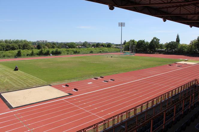 Stadion lekkoatletyczny