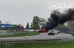 Wielki pożar auta na A2 pod Warszawą. Korek na autostradzie miał kilka kilometrów