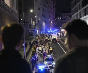 Przeszli przez Warszawę w piżamach i kapciach. Krzyczeli Chcemy spać!