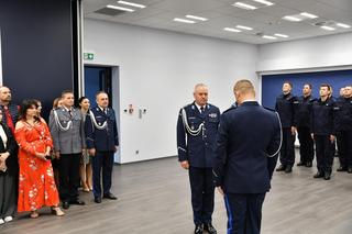 Oni będą dbać o nasze bezpieczeństwo. Nowi policjanci w Podlaskiem [ZDJĘCIA]