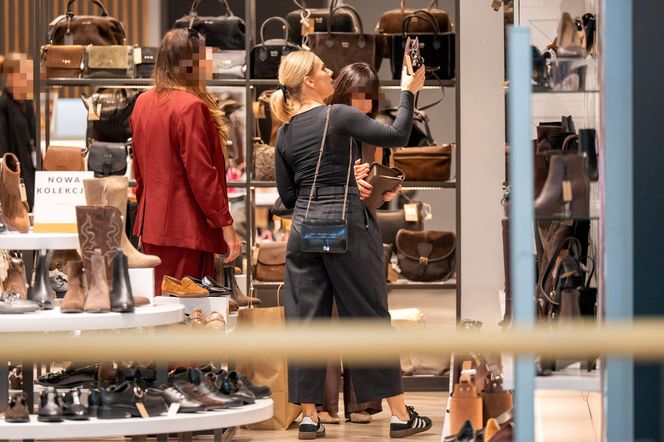 Marta Nawrocka na zakupach. Pierwsza dama ubiera się w sieciówkach