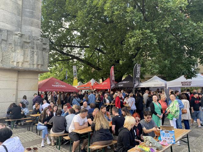 6. Zielonogórski Lotny Festiwal Piwa. Tłumy zielonogórzan!