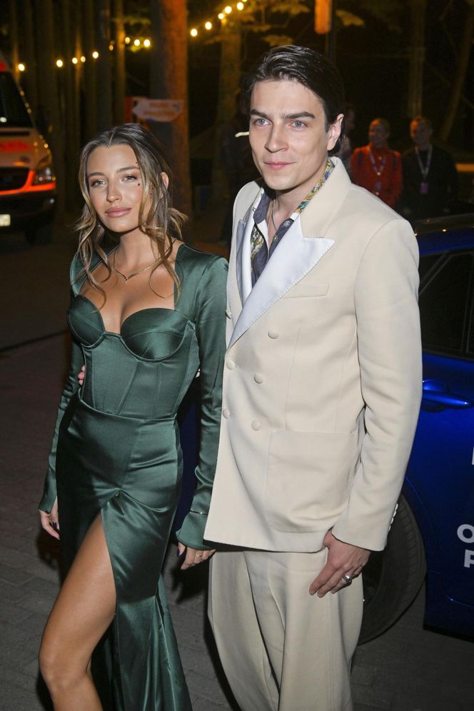 Julia Wieniawa i Nikodem Rozbicki. Najpierw miłość potem... wojna?