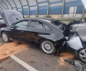 Karambol na S8 w Warszawie. Lądował śmigłowiec LPR. Zderzenie ośmiu pojazdów przed mostem