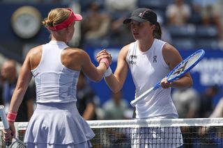 Iga Świątek w trzeciej rundzie US Open. Polka wygrała zacięty, trzysetowy bój z Suzan Lamens