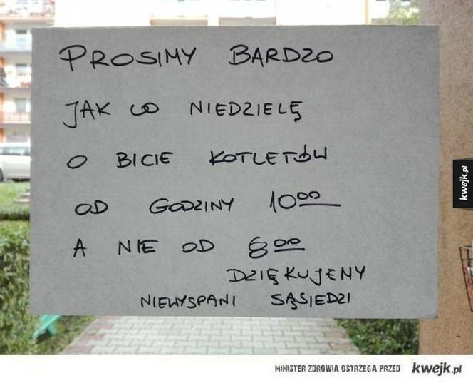 Ogłoszenia na klatkach schodowych