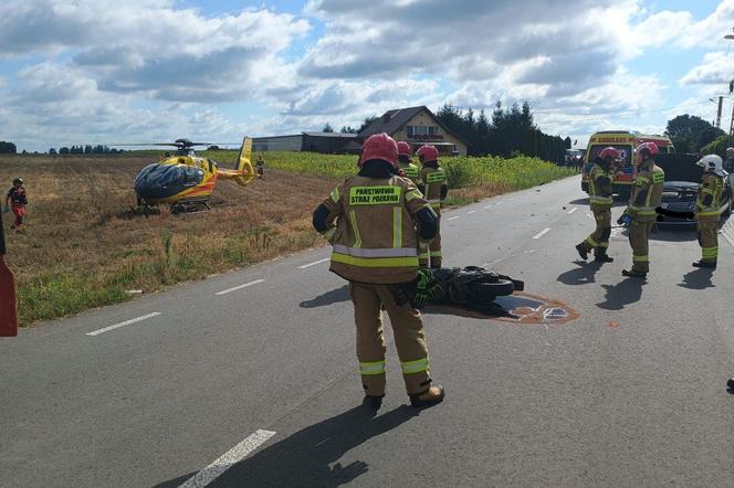 Wypadek w Adamowie. Ranną zabrał śmigłowiec LPR