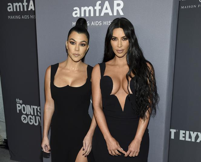 Kim Kardashian i Kourtney Kardashian