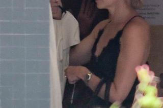 Małgorzata Kożuchowska nosi abażur na głowie