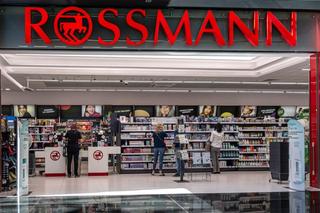 Tanie, ale dobre kosmetyki z Rossmann. Idealnie sprawdzą się na jesień