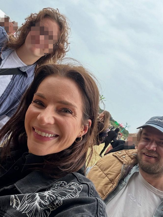 Anna Dereszowska zalała się łzami na lotnisku