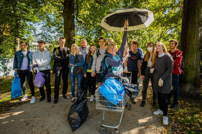 „Zainwestuj w naszą planetę”. Wysprzątajmy Puszczę Bydgoską, park w centrum Bydgoszczy i Myślęcinek!