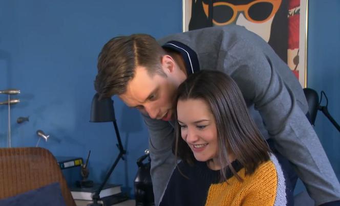 Na Wspólnej odc. 3280. Darek Żbik (Michał Mikołajczak), Kasia (Julia Chatys)